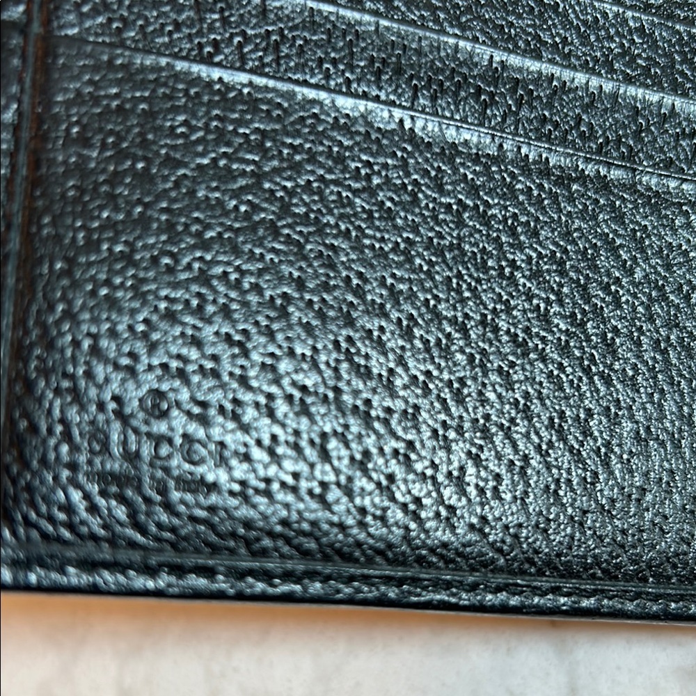 Gucci Black Wallet with Monogram and Gold Hardware - Picture 7 of 12